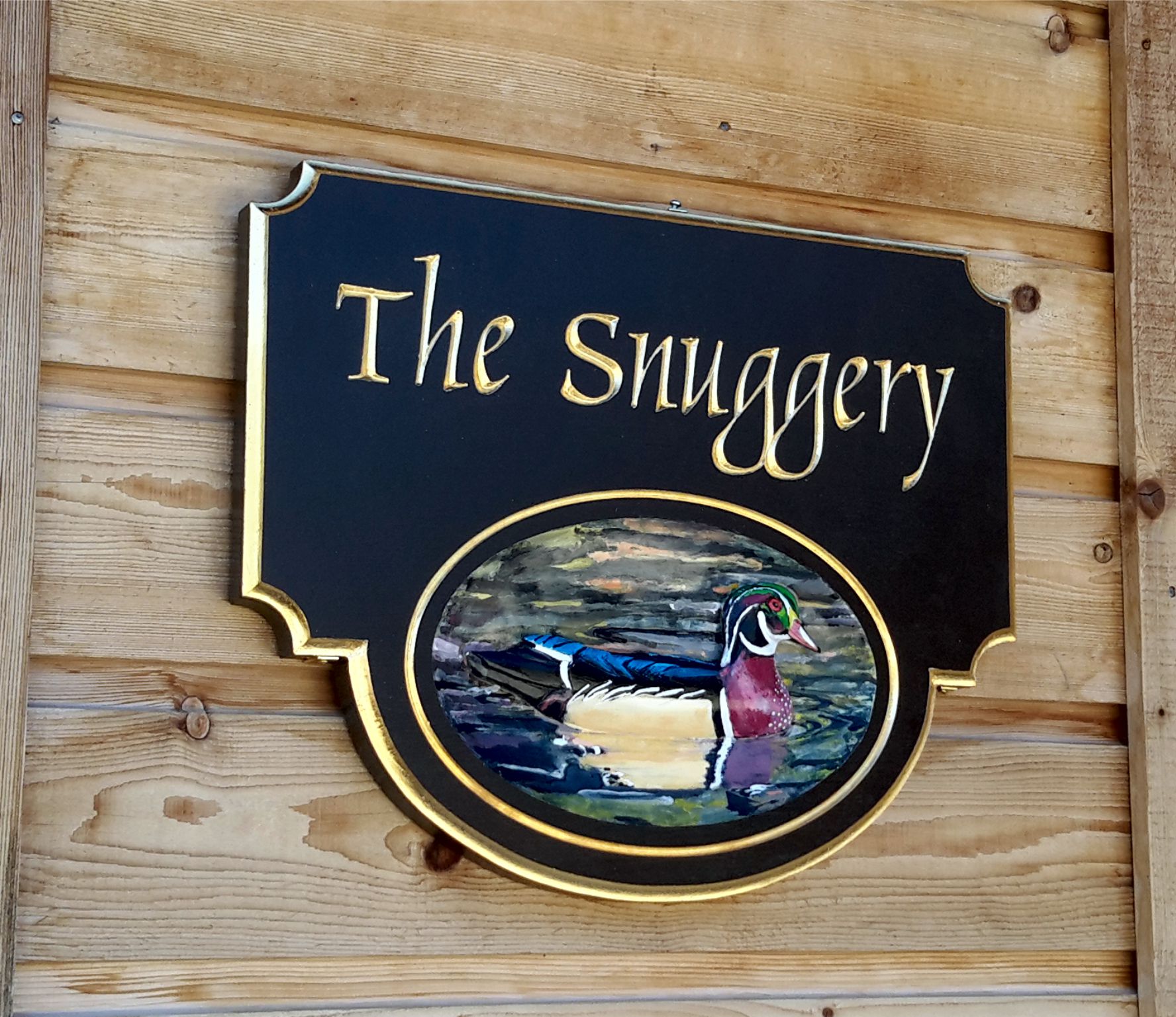 Snuggery.finished-sign-mounted